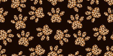 Moda tasarımı, evcil hayvan giyimi, tekstil, ambalaj kağıdı ve dekorasyon için siyah arka plan vahşi hayvan ayak izi vektörü üzerinde kusursuz leopar pençesi deseni