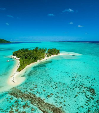 Bora Bora 'nın güzel hava manzarası