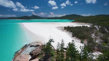 Queensland Avustralya, WhitSunday 'deki Hill Körfezi' nin hava manzarası.