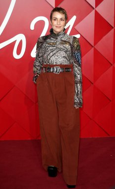 Noomi Rapace, İngiltere 'nin başkenti Londra' da bulunan Royal Albert Hall 'da düzenlenen Moda Ödülleri 2024' e katılmaktadır..