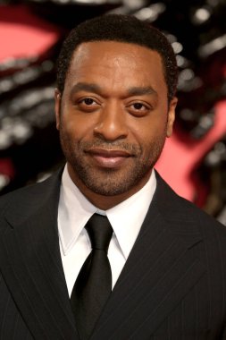 Chiwetel Ejiofor, 23 Ekim 2024 'te İngiltere' deki BFI IMAX Waterloo 'da düzenlenen Venom' un İngiltere prömiyerine katılır..