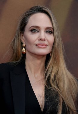 Angelina Jolie, 18 Ekim 2024 'te İngiltere' nin başkenti Londra 'da düzenlenen 68. BFI Londra Film Festivali sırasında Maria Manşet Galasına katılır..