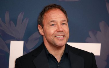Stephen Graham, İngiltere 'nin başkenti Londra' daki The Royal Festival Hall 'da düzenlenen 68. BFI Londra Film Festivali' nin açılış gecesi galasında Blitz World Premiere 'e katılır..