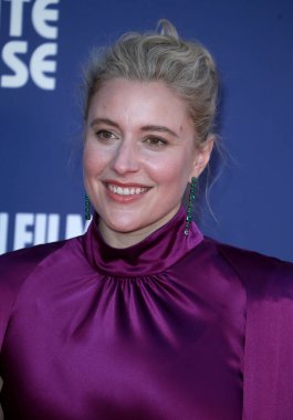 Greta Gerwig, 6 Ekim 2022 'de Londra' nın başkenti Londra 'daki The Royal Festival Hall' da düzenlenen 66.. 