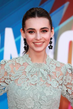 Lara McDonnell, 12 Ekim 2021 'de Londra' daki The Royal Festival Hall 'da düzenlenen 65. BFI Londra Film Festivali sırasında Belfast Avrupa Prömiyeri' ne katılır..  