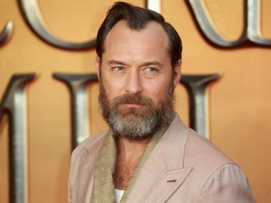 Jude Law, Dumbledore 'un Sırları' na 29 Mart 2022 'de Londra' daki The Royal Festival Hall 'da katıldı..
