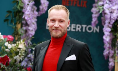 Sam Phillips, Bridgerton Sezon 3 Bölüm 2 'nin 12 Haziran 2024' te Londra 'daki Odeon Luxe Leicester Meydanı' ndaki özel gösterimine katılır..