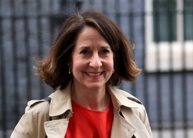 Liz Kendall, İngiltere Çalışma ve Emeklilik Bakanı 26 Mart 2025 'te Londra, İngiltere' deki kabine toplantısından sonra Downing Caddesi 10 numaradan ayrıldı..