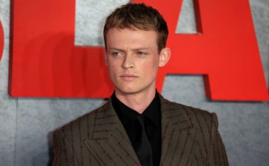 Anson Boon 27 Mart 2025 'te Londra, İngiltere' de bulunan Odeon Luxe Leicester Meydanı 'ndaki Mobland Global galasına katılır..