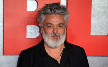 Jez Butterworth, 27 Mart 2025 'te Londra' daki Odeon Luxe Leicester Meydanı 'ndaki Mobland Global Galasına katılır..