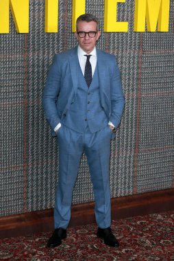 Max Beesley, 2005 Mart 2024 'te Londra' da Royal Drury Lane Tiyatrosu 'nda The Gentlemen' in UK Series Global Prömiyeri 'ne katılır..