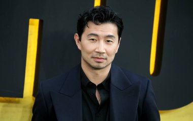 Simu Liu 22 Nisan 2025 'te Londra, İngiltere' deki Cineworld Leicester Meydanı 'nda düzenlenen Thunderbolts UK özel gösterimine katılır..