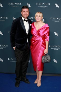 Asi Wilson (R), 29 Eylül 2022 'de Londra, İngiltere' de Londra 'daki The Londoner Hotel' de düzenlenen BFI Londra Film Festivali Luminous Gala 'ya katıldı..