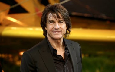 Tom Cruise, 15 Mayıs 2025 'te Londra, İngiltere' deki Leicester Meydanı 'ndaki The Final Reckoning Global Premiere' e katılıyor..