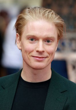 Freddie Fox, 25 Eylül 2022 'de Londra' daki Bayan Harris Paris 'e gider..