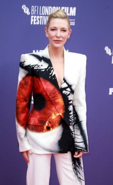 Cate Blanchett, 15 Ekim 2022 'de Londra' daki The Royal Festival Hall 'da Guillermo Del Toro Pinokyo' nun dünya prömiyerine katılır..