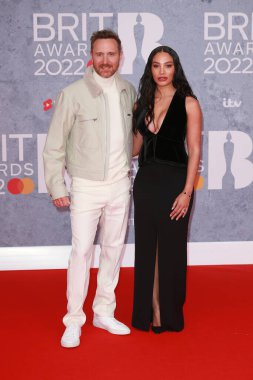 David Guetta ve Jessica Ledon, 2022 BRIT Ödülleri 'ne 8 Şubat 2022' de Londra 'da The O2 Arena' da katıldılar..