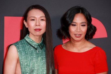 Angela Yeoh ve Rowena Chiu, 14 Ekim 2022 'de İngiltere' nin başkenti Londra 'da düzenlenen She Said Uluslararası Festivaline katıldılar..