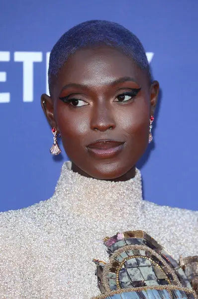 Jodie Turner-Smith, İngiltere Kraliyet Festivali Salonu 'ndaki Beyaz Gürültü' nün galasına 6 Ekim 2022 'de Londra, İngiltere' de katılır..