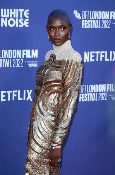 Jodie Turner-Smith, İngiltere Kraliyet Festivali Salonu 'ndaki Beyaz Gürültü' nün galasına 6 Ekim 2022 'de Londra, İngiltere' de katılır..