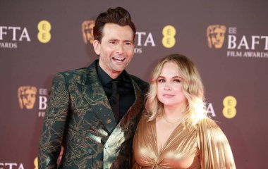 David Tennant ve Georgia Moffett, 18 Şubat 2024 'te Londra' daki Royal Festival Hall 'da düzenlenen 2024 EE BAFTA Film Ödülleri' ne katıldılar..