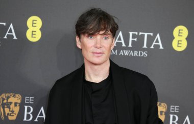 Cillian Murphy, 18 Şubat 2024 'te Londra' daki Royal Festival Hall 'da düzenlenen 2024 EE BAFTA Film Ödülleri' ne katılmıştır..