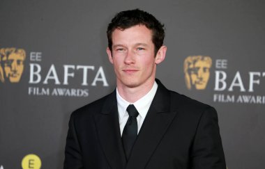 Callum Turner, 18 Şubat 2024 'te Londra' daki Royal Festival Hall 'da düzenlenen 2024 EE BAFTA Film Ödülleri' ne katılmıştır..