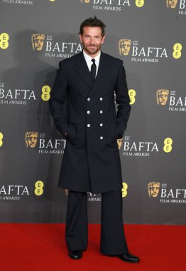 Bradley Cooper, 18 Şubat 2024 'te Londra' daki Royal Festival Hall 'da düzenlenen 2024 EE BAFTA Film Ödülleri' ne katılmıştır..