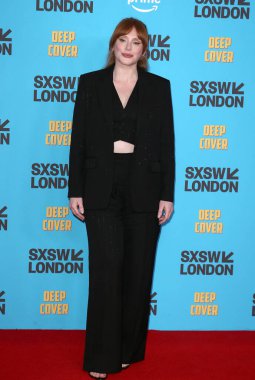 Bryce Dallas Howard, 4 Haziran 2025 tarihinde Londra, İngiltere 'de bulunan Barbican Centre' da yapılan Derin Kapaklı Dünya Prömiyeri 'ne katılmıştır..