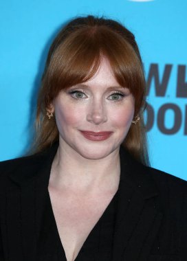 Bryce Dallas Howard, 4 Haziran 2025 tarihinde Londra, İngiltere 'de bulunan Barbican Centre' da yapılan Derin Kapaklı Dünya Prömiyeri 'ne katılmıştır..