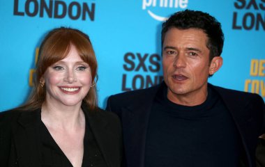 Bryce Dallas Howard ve Orlando Bloom, 4 Haziran 2025 tarihinde Londra, İngiltere 'deki Barbican Centre' da yapılan Derin Kapaklı Dünya Prömiyerine katıldılar..