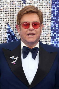Sir Elton John, 20 Mayıs 2019 'da Londra, İngiltere' deki Odeon Leicester Meydanı 'ndaki Rocketman UK galasına katılır..