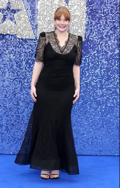 Bryce Dallas Howard, 20 Mayıs 2019 'da Londra, İngiltere' deki Odeon Leicester Meydanı 'ndaki Rocketman UK Premiere' e katılır..