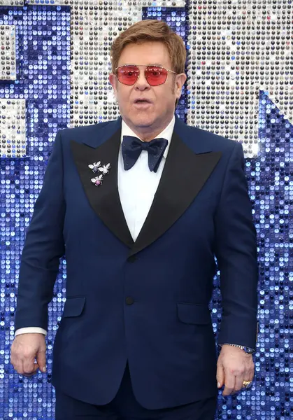 Sir Elton John, 20 Mayıs 2019 'da Londra, İngiltere' deki Odeon Leicester Meydanı 'ndaki Rocketman UK galasına katılır..