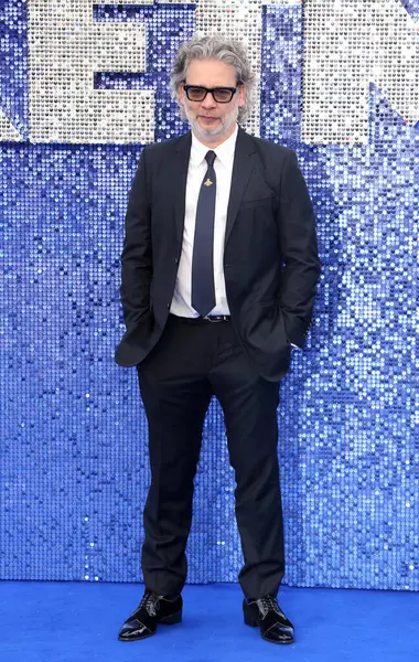 Dexter Fletcher, 20 Mayıs 2019 'da Londra, İngiltere' deki Odeon Leicester Meydanı 'ndaki Rocketman UK Premiere' e katılır..