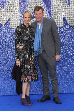 Jason Flemyng ve Elly Fairman, 20 Mayıs 2019 'da Londra' daki Odeon Leicester Meydanı 'ndaki Rocketman UK Premiere' e katıldılar..