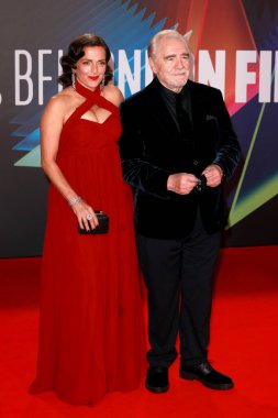 Nicole Ansari-Cox ve Brian Cox, İngiltere 'nin başkenti Londra' da 15 Ekim 2021 'de düzenlenen The Royal Festival Hall' da düzenlenen 65..
