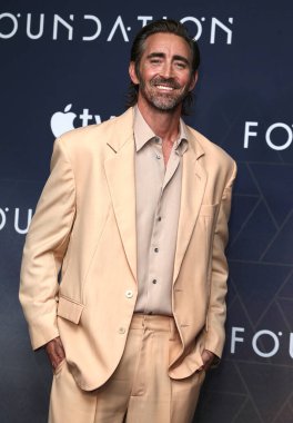 Lee Pace, 26 Haziran 2025 'te Londra, İngiltere' de bulunan Ham Yard Oteli 'nde üçüncü sezon fotoğraf çekimine katılır..