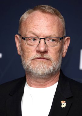 Jared Harris, 26 Haziran 2025 'te Londra, İngiltere' deki Ham Yard Oteli 'nde üçüncü sezon fotoğraf çekimine katılır..