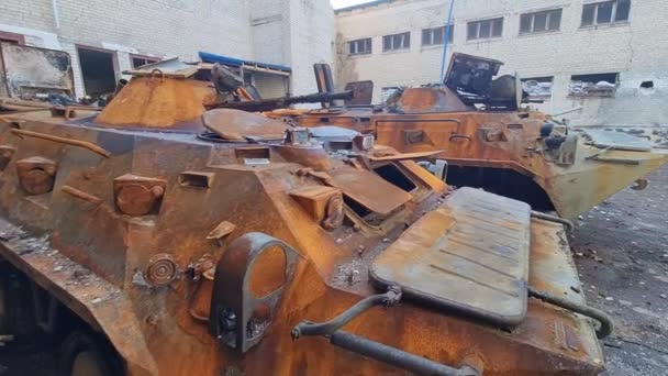 Kherson Ukraine October 2022 Burned Armored Personnel Carriers Tertiary School — Vídeos de Stock
