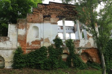 İsrail Eyaleti 'ndeki eski kilisenin kalıntıları.