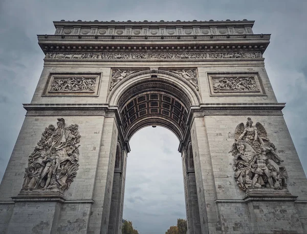 法国巴黎的胜利拱门 Arc Triomphe 著名历史地标的建筑细节 — 图库照片