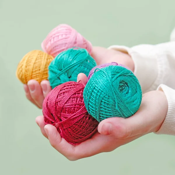 Multi Colored Balls Threads Hands Balls Thread Needlework Hands Female — Stock Photo, Image