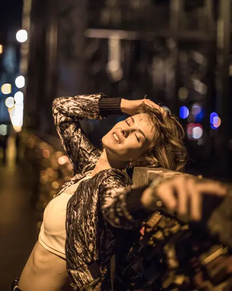 Aşk kilitleriyle dolu 