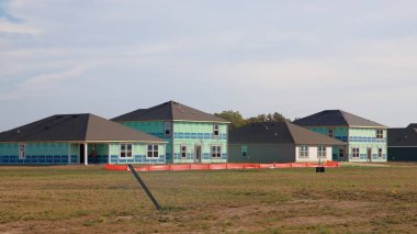 Bir ev inşaatı patlaması orta batıdaki banliyölerde yeni bir ev inşaatına yol açıyor. Greenfield, Indiana.