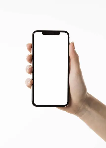 Akıllı telefon tutan kadın.