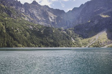 Morskie Oko Gölü, Tatra Dağları, Rybi Potok Vadisi, Polonya.