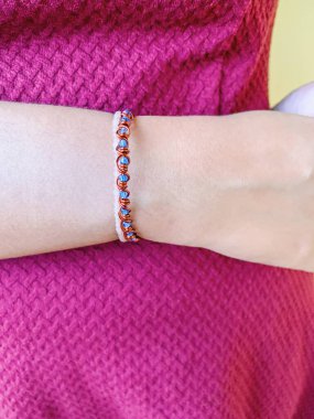 Bilezik aksesuarlarına yakın çekim