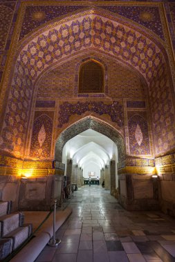 Ulugh Beg Madrasa, Özbekistan 'ın Semerkant kentinde bulunan bir medresedir.