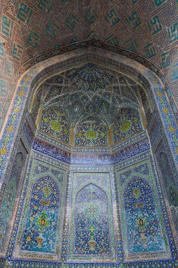 Ulugh Beg Madrasa, Özbekistan 'ın Semerkant kentinde bulunan bir medresedir.